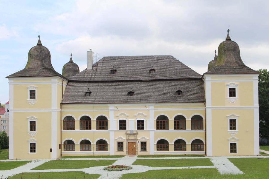 Hanušovce nad Topľou